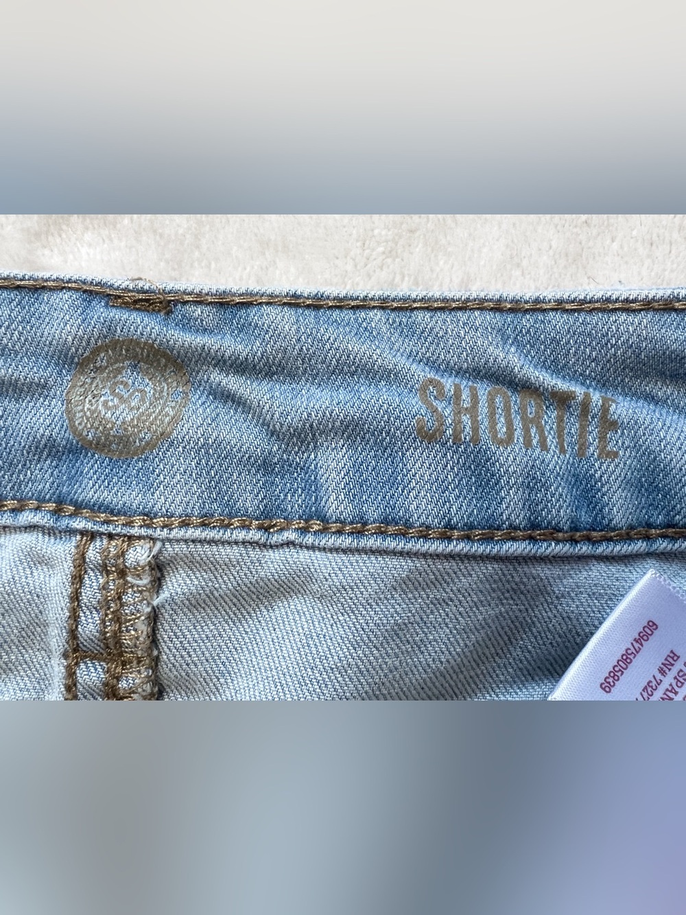 Vintage Y2K SO Shortie Light Wash Distressed Denim Juniors Cut-Off Shorts Size 7 - Picture 5 of 11